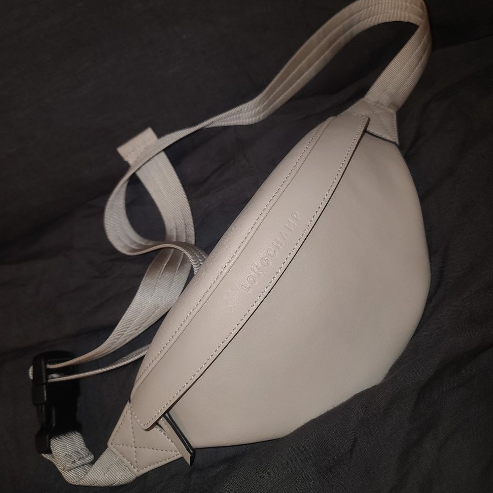 *SOLD* LONGCHAMP 3D M BELT BAG *SOLD*